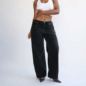 NWOT Abercrombie & Fitch Curve Love Low Rise Ultra Loose Jean Black